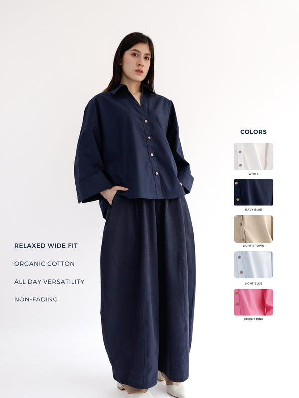 Signature Shirt in Navy Blue