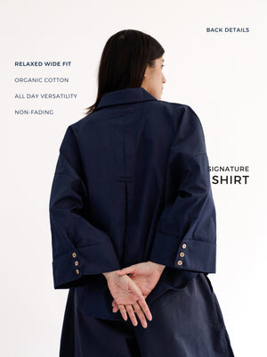 Signature Shirt in Navy Blue